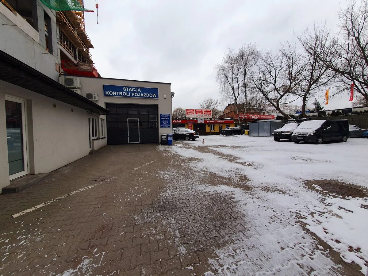 STACJA KONTROLI POJAZDÓW 228