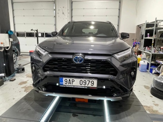 STK KRAVAŘE s.r.o. autoservis a pneuservis