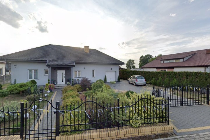 Tojan. Składy materiałów opałowych. Stacja kontroli pojazdów. Durkiewicz H.G.