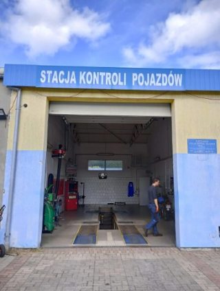 Stacja kontroli pojazdów / Warsztat