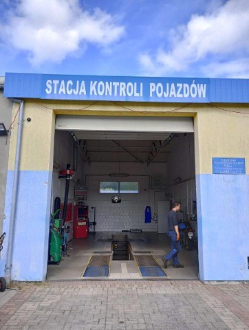 Stacja kontroli pojazdów / Warsztat